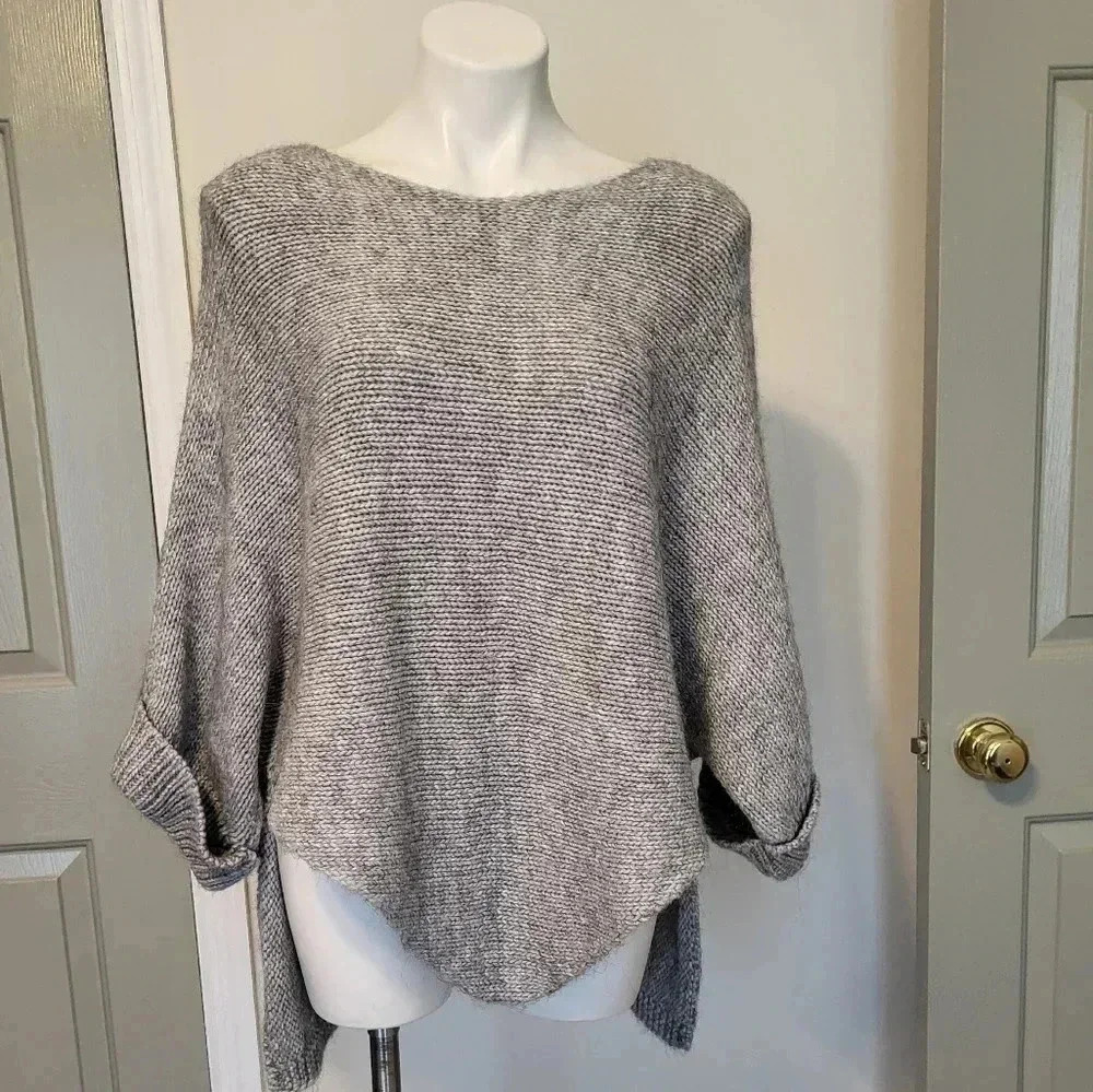 Berretti Made in Italy Alpaca/Wool Blend Asymmetrical Oversized Sweater(S/M)